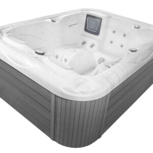 Mars Wellis hot tub